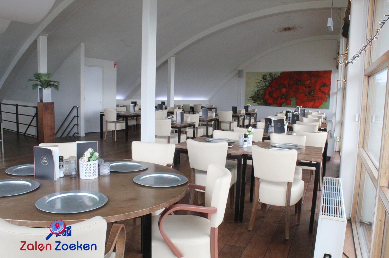 Zaal Boven